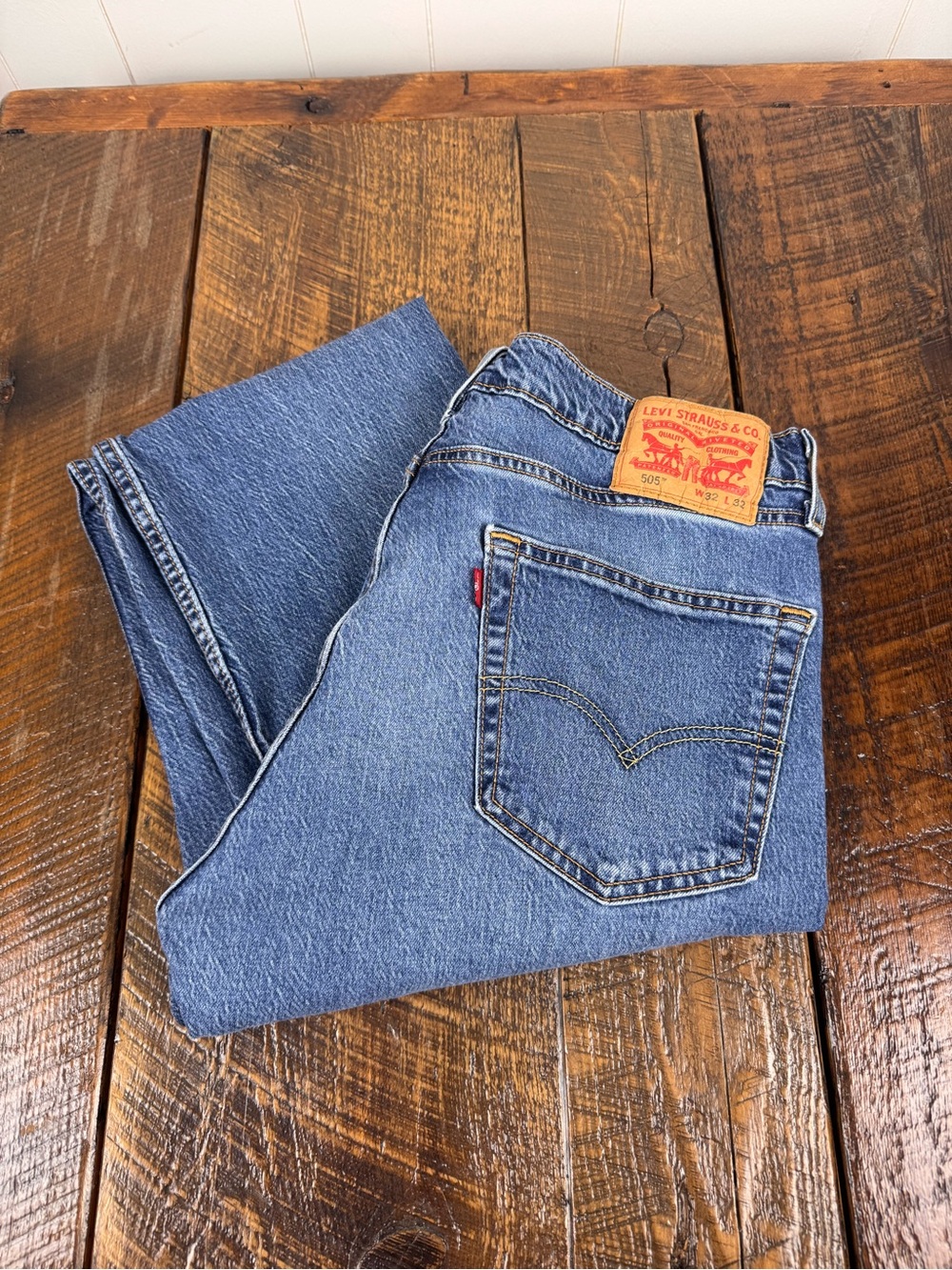 Levi’s 505 Jeans W32 L32 Straight Leg Medium Wash Classic Denim